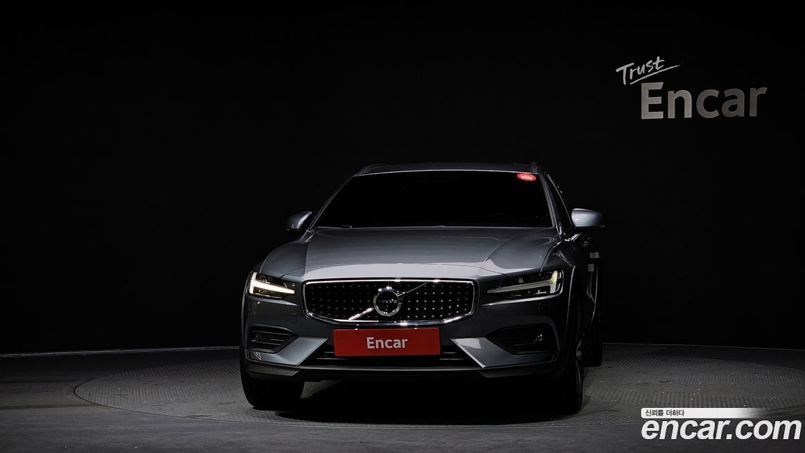 Volvo V60 2020