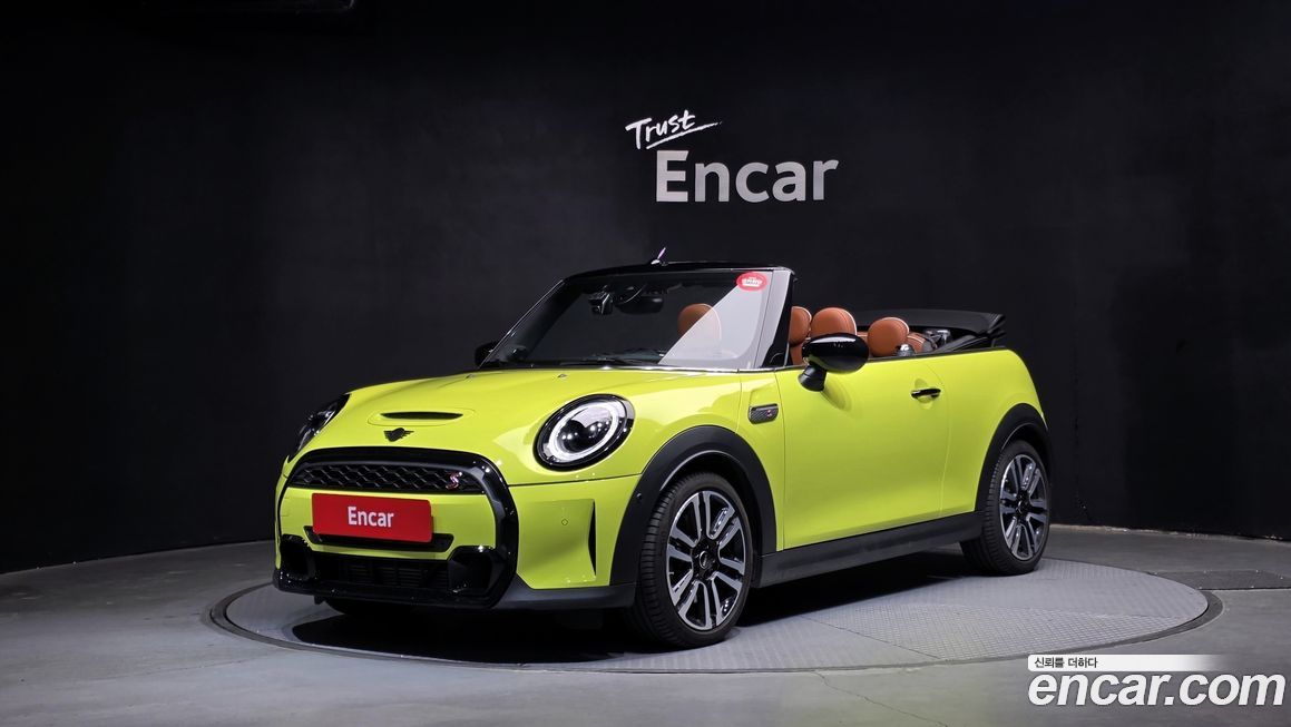 Mini Cooper Convertible 2024