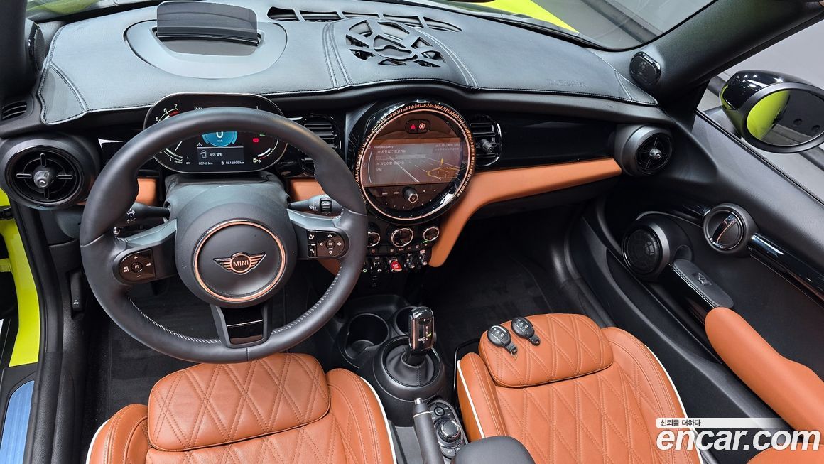 Mini Cooper Convertible 2024