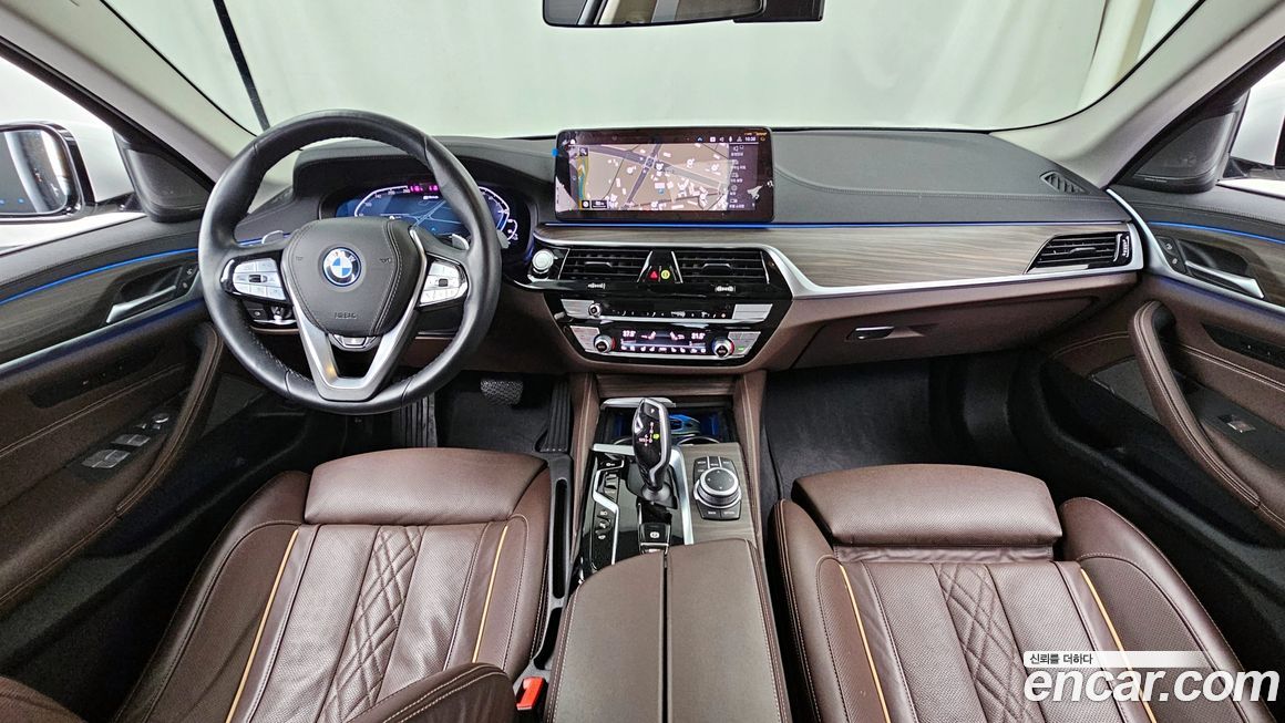 BMW 5-Series 2022