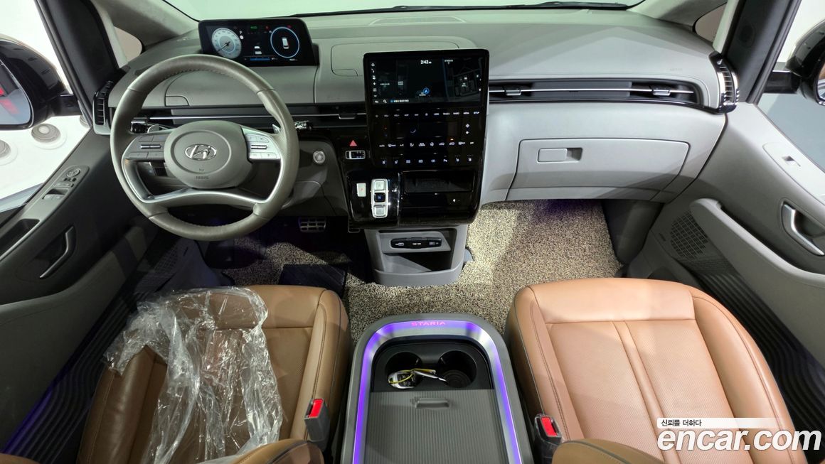 Hyundai Staria 2024