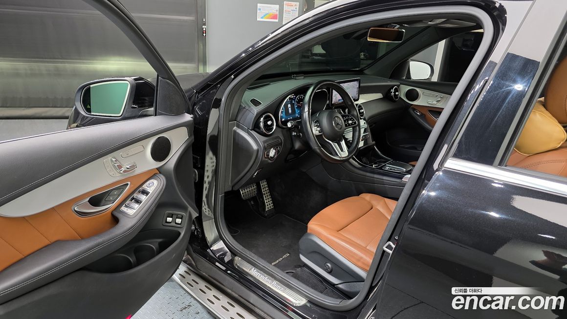 Mercedes-Benz GLC-Class 2022