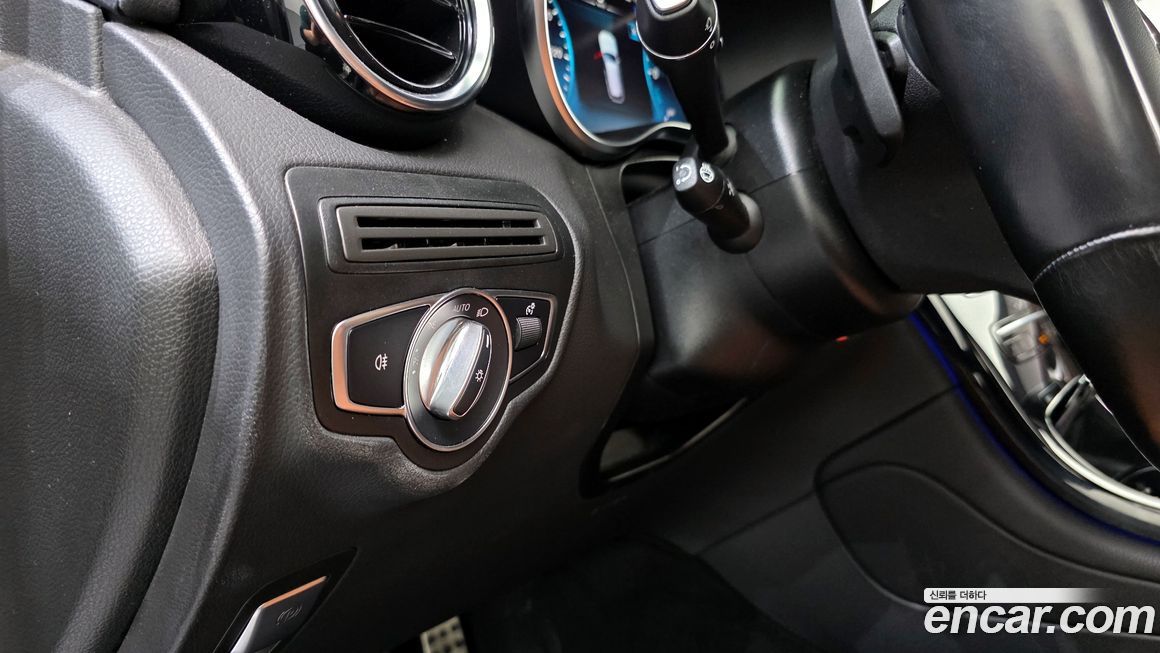 Mercedes-Benz GLC-Class 2022