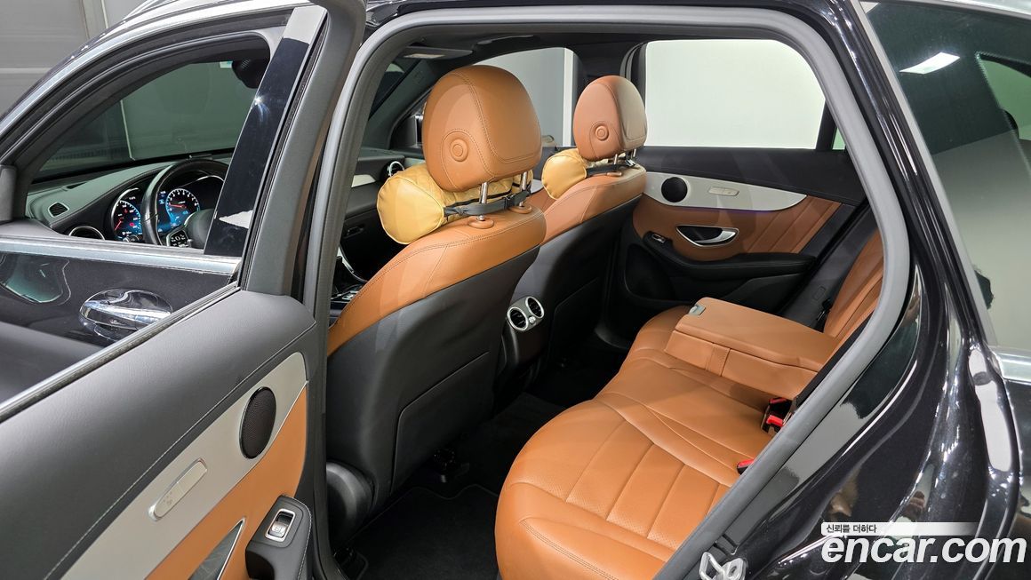 Mercedes-Benz GLC-Class 2022