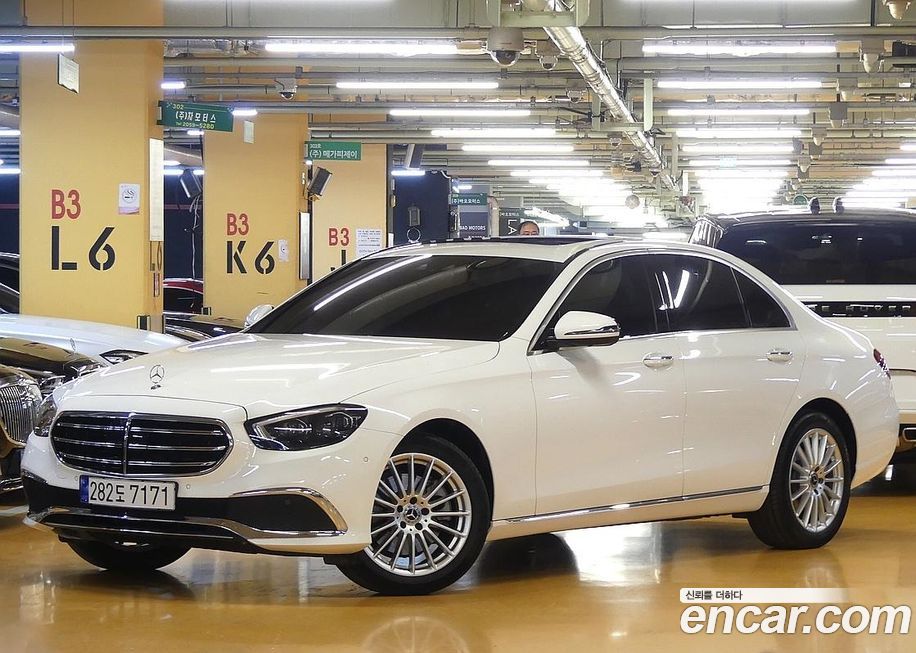 Mercedes-Benz E-Class 2023