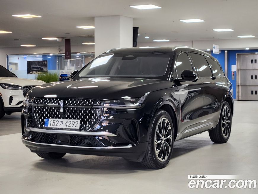 Lincoln Nautilus 2024