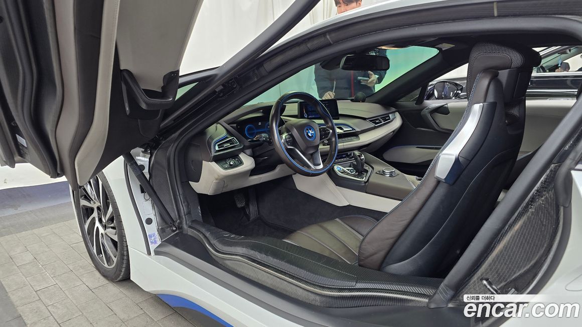 BMW i8 2016