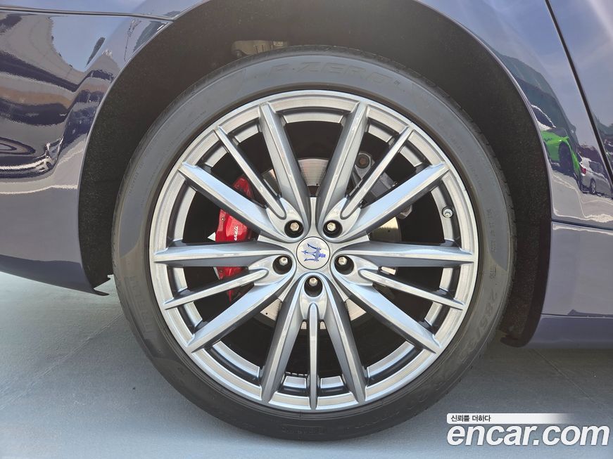 Maserati Quattroporte 2019