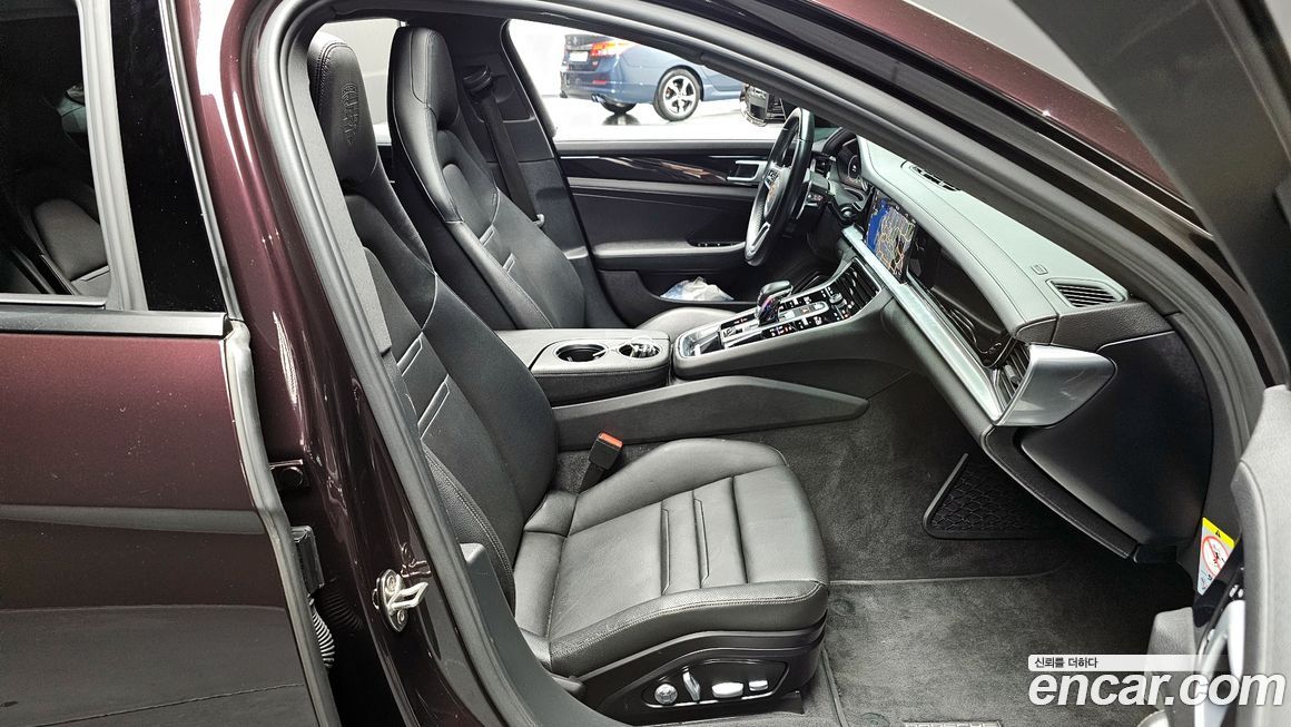 Porsche Panamera 2020