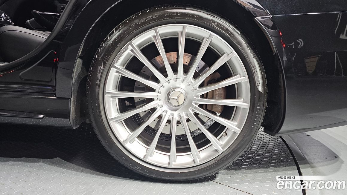 Mercedes-Benz S-Class 2020