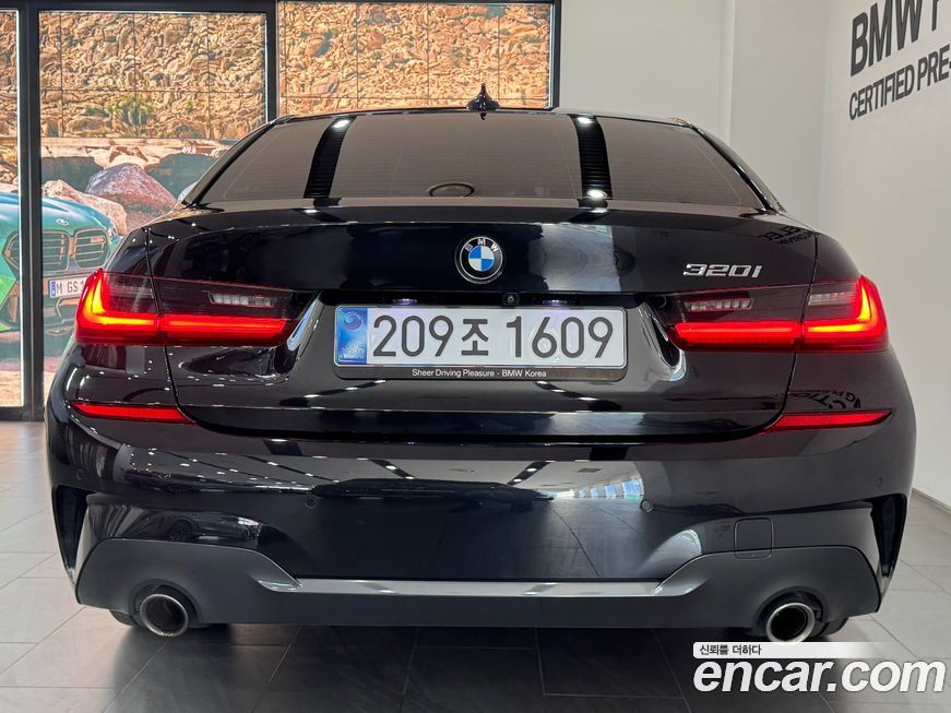 BMW 3-Series 2021
