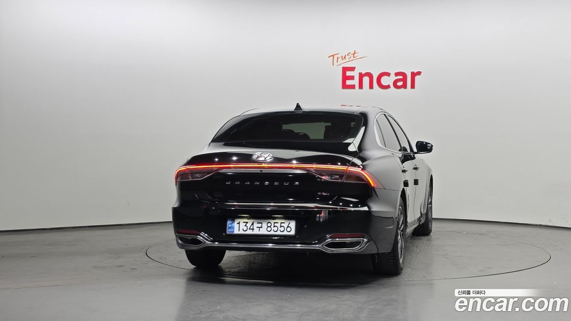 Hyundai Grandeur 2020