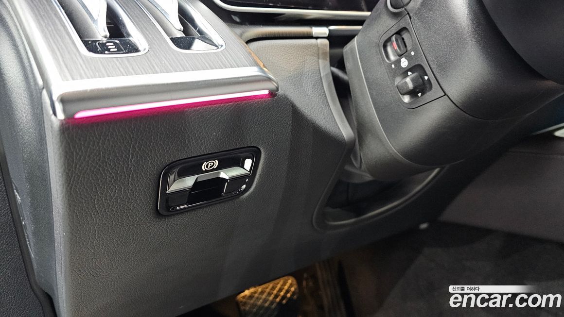 Mercedes-Benz S-Class 2023