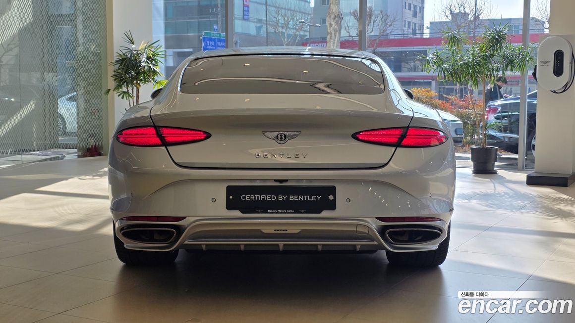 Bentley Continental 2025