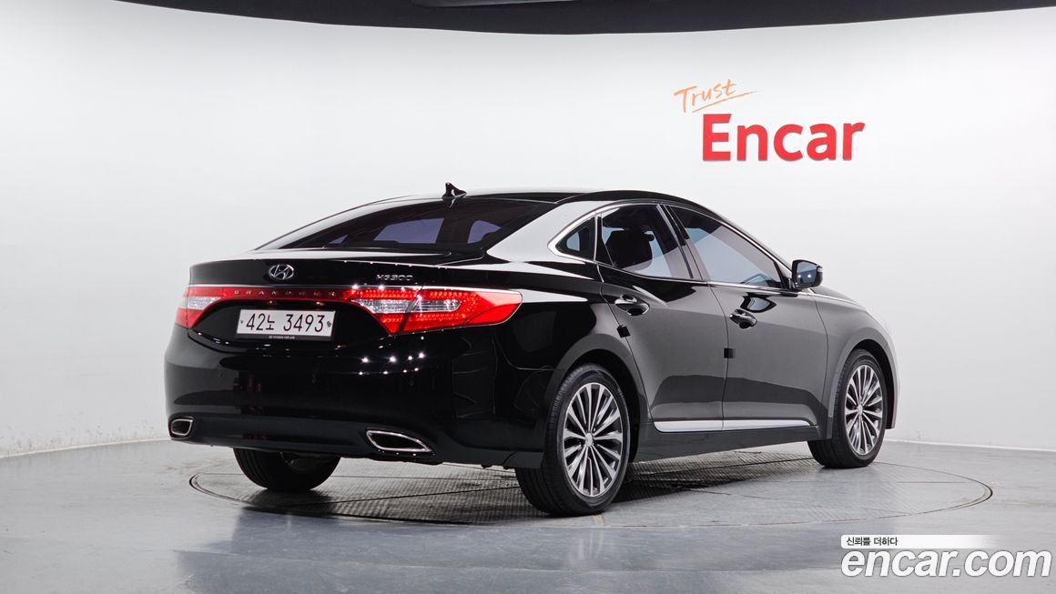 Hyundai Grandeur 2013