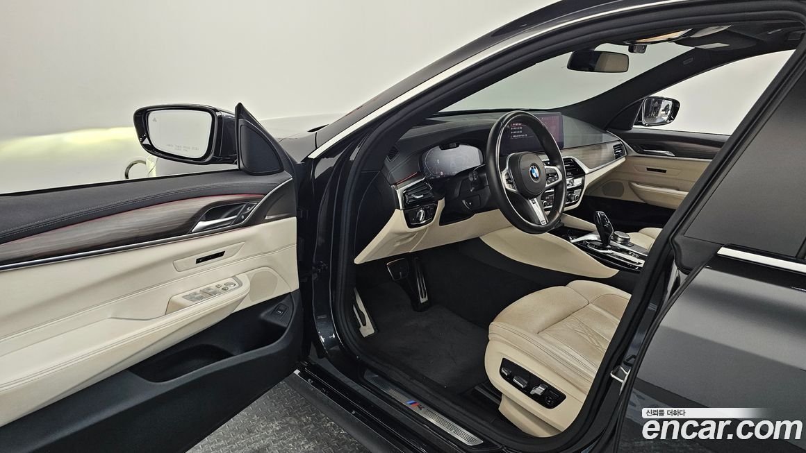 BMW Gran Turismo 2021