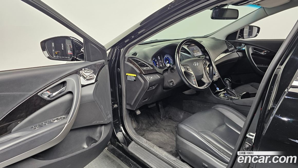 Hyundai Grandeur 2013