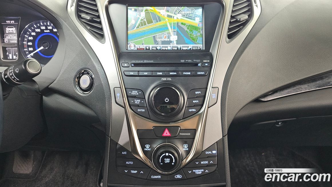 Hyundai Grandeur 2013