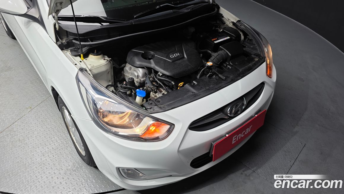 Hyundai Accent 2011