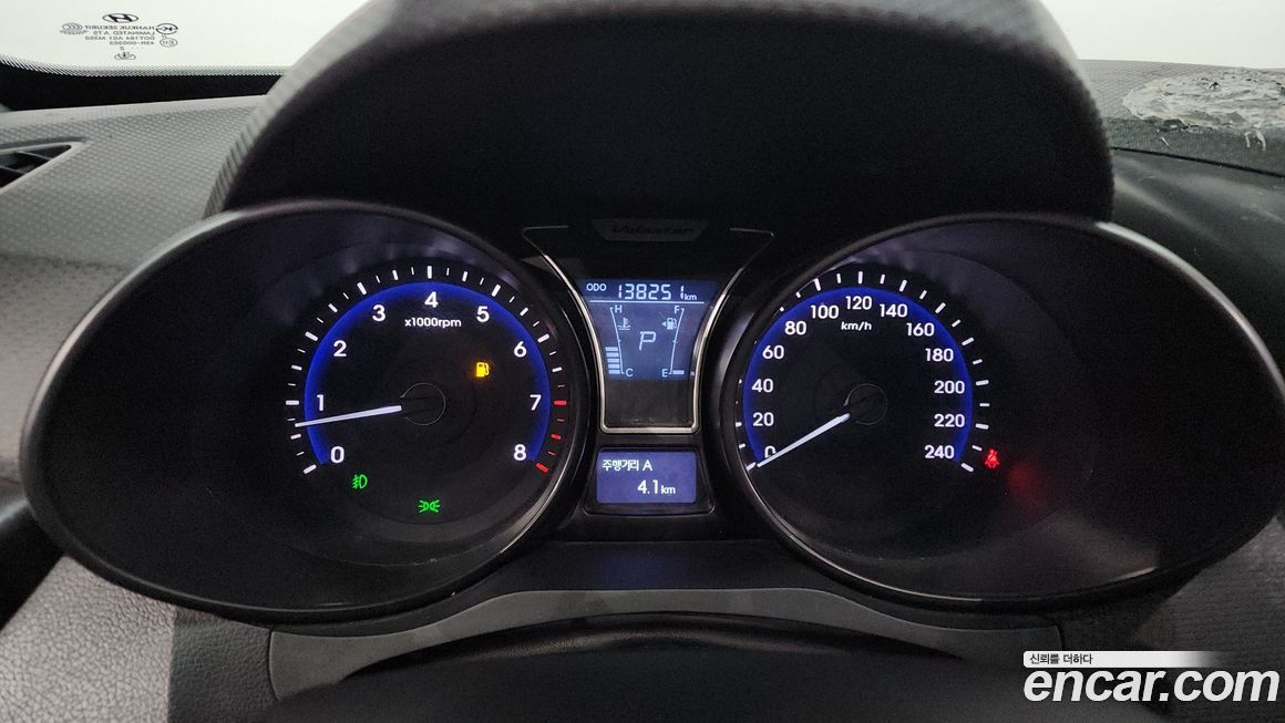 Hyundai Veloster 2013