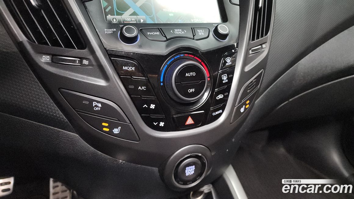 Hyundai Veloster 2013