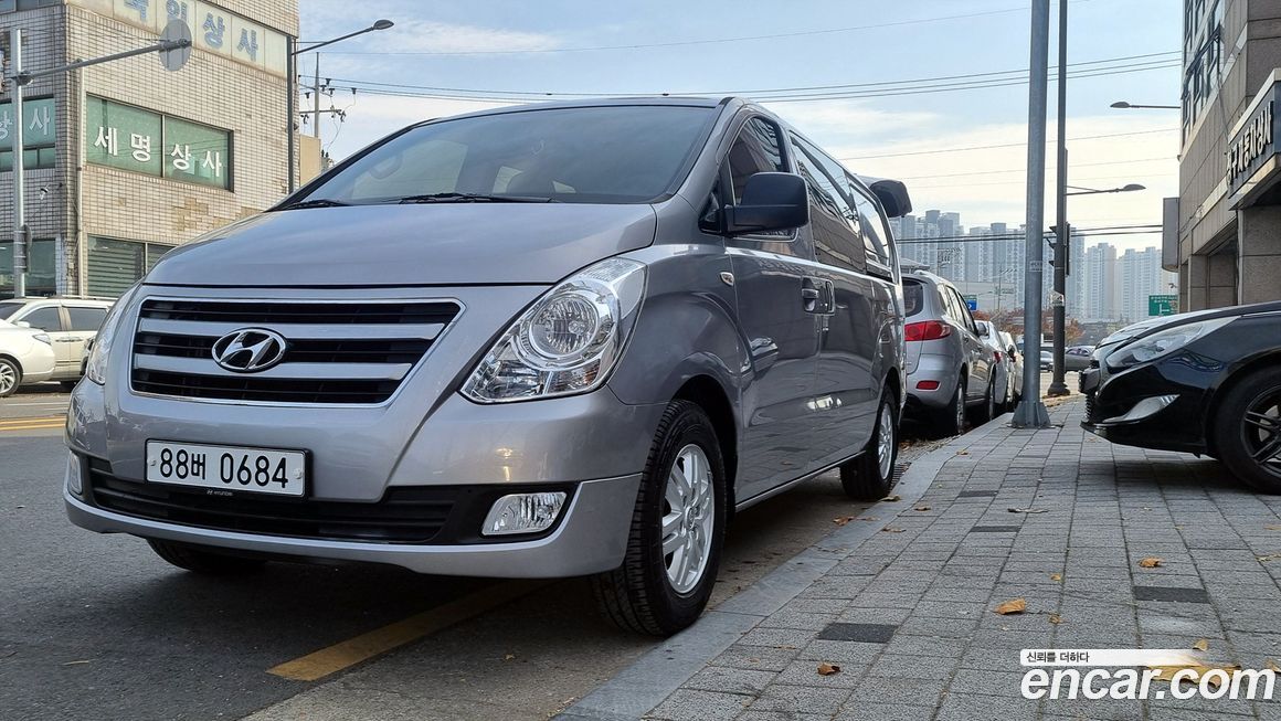 Hyundai Starex 2018