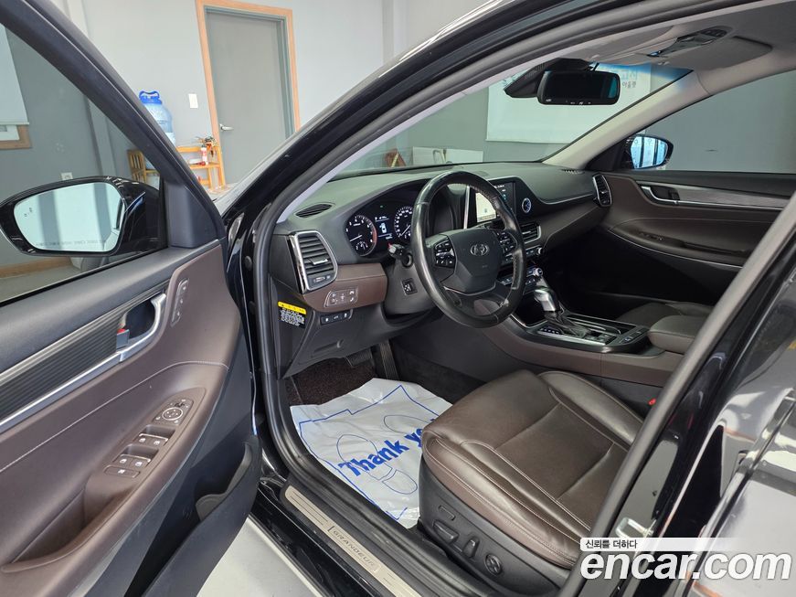 Hyundai Grandeur 2017