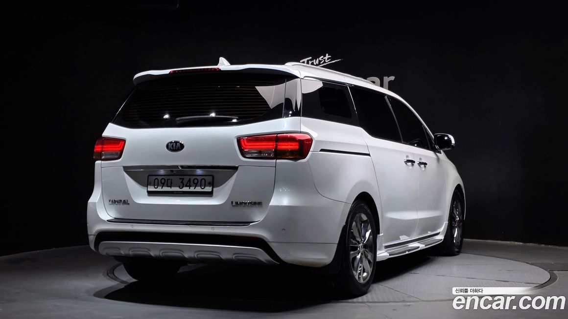 Kia Canival 2018