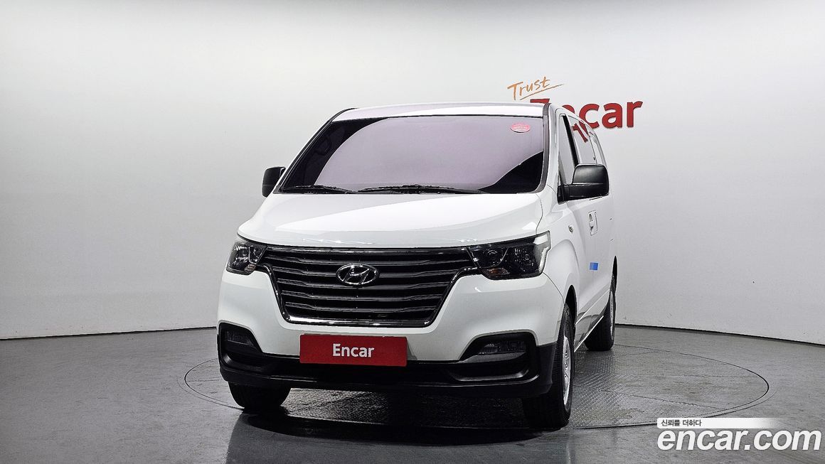 Hyundai Starex 2019