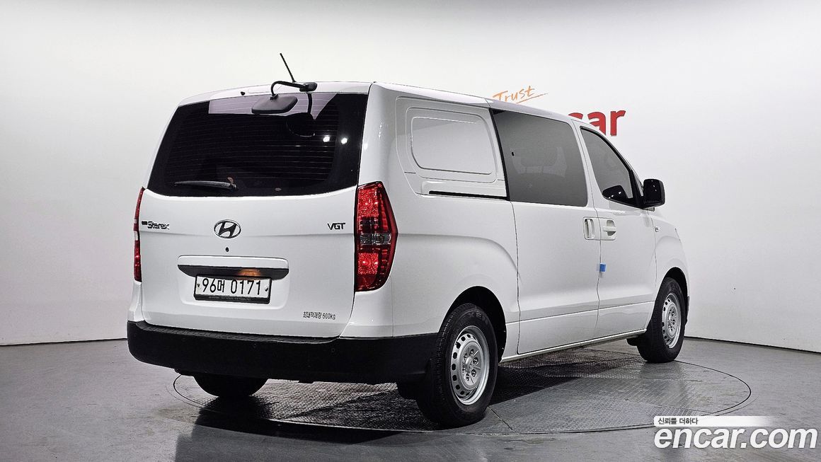 Hyundai Starex 2019