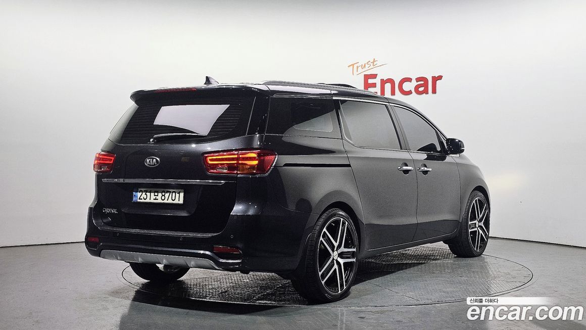 Kia Canival 2019