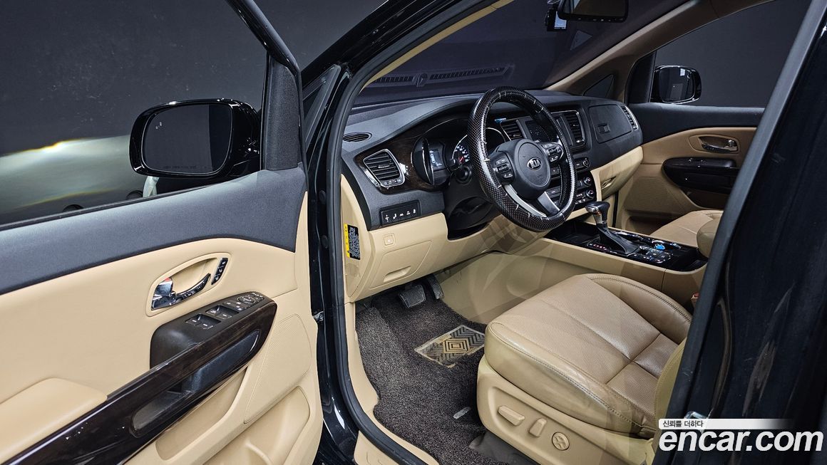 Kia Canival 2019