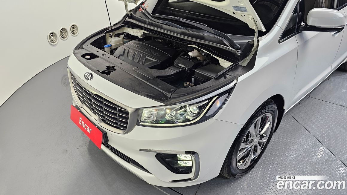 Kia Canival 2020