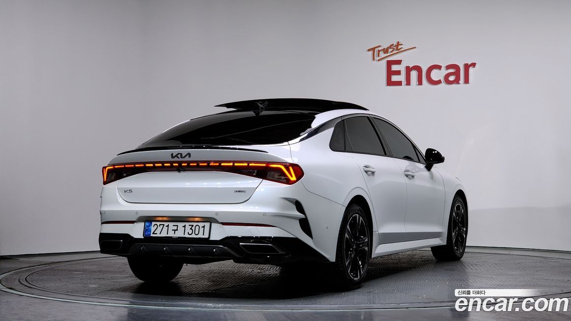 Kia K5 2023