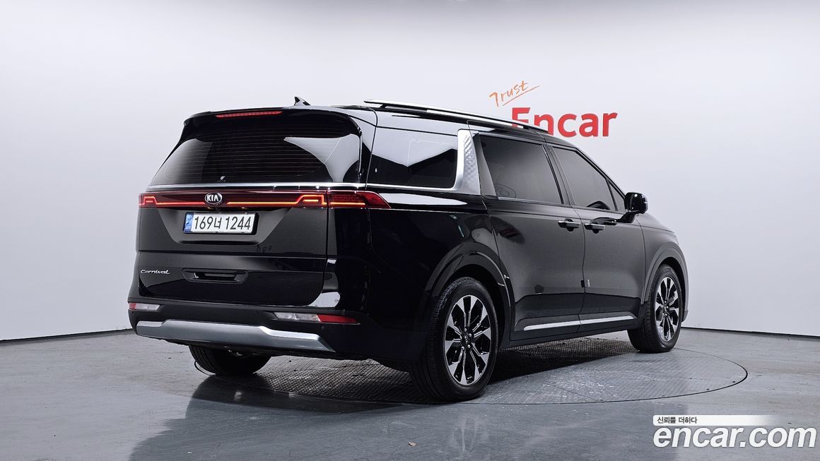 Kia Canival 2021