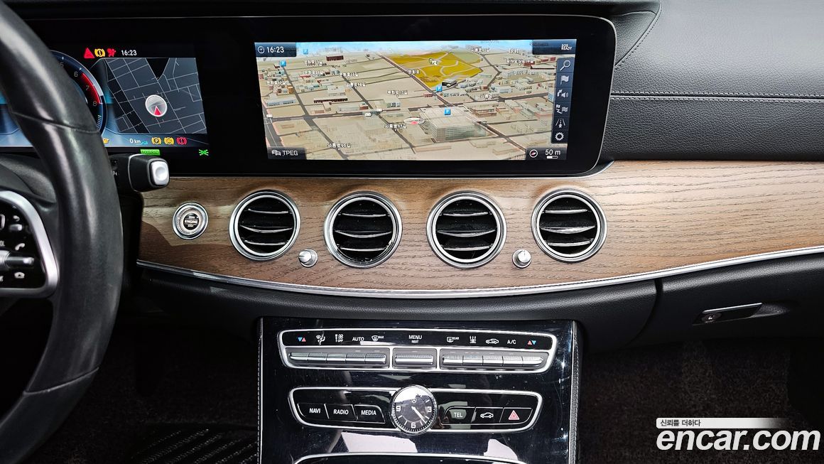 Mercedes-Benz E-Class 2019