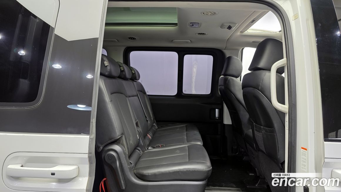 Hyundai Staria 2022