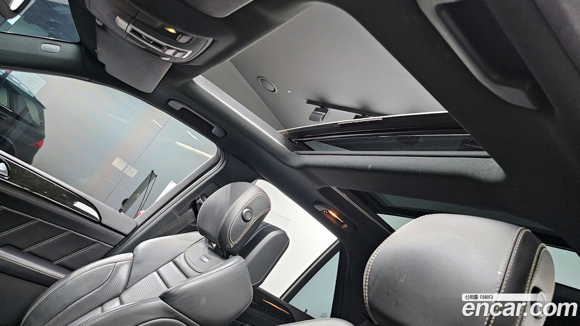 Mercedes-Benz GLE-Class 2016