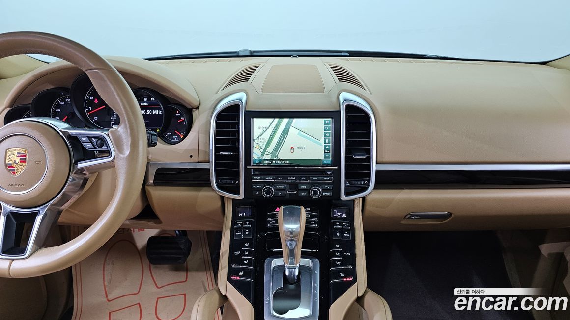 Porsche Cayenne 2016