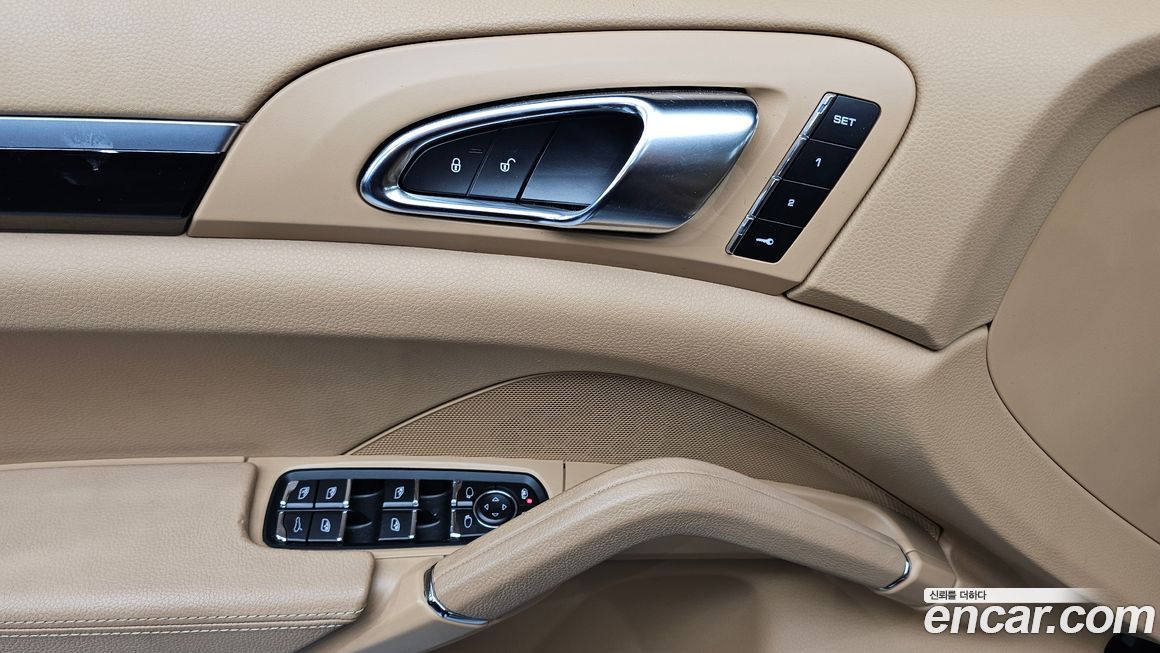 Porsche Cayenne 2016