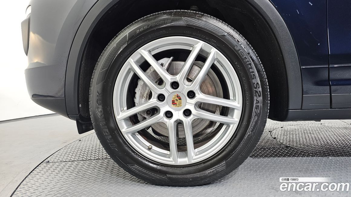 Porsche Cayenne 2016