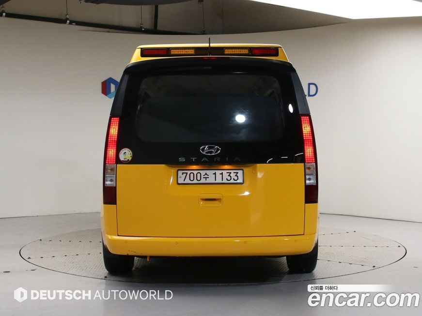Hyundai Staria 2023