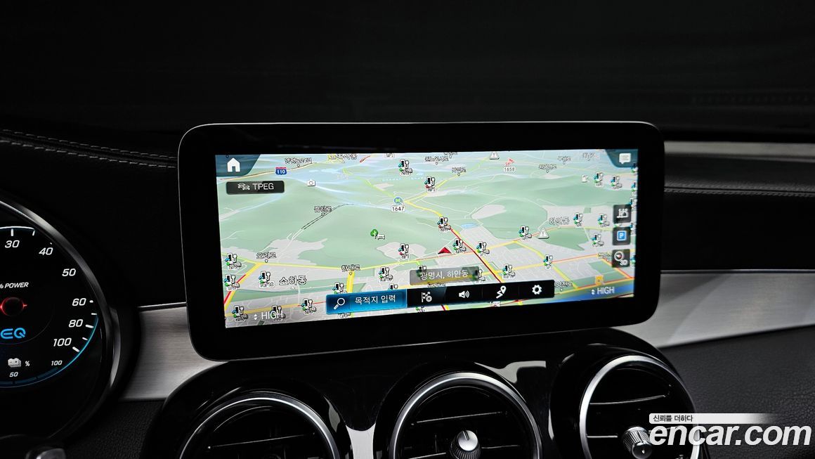 Mercedes-Benz GLC-Class 2021