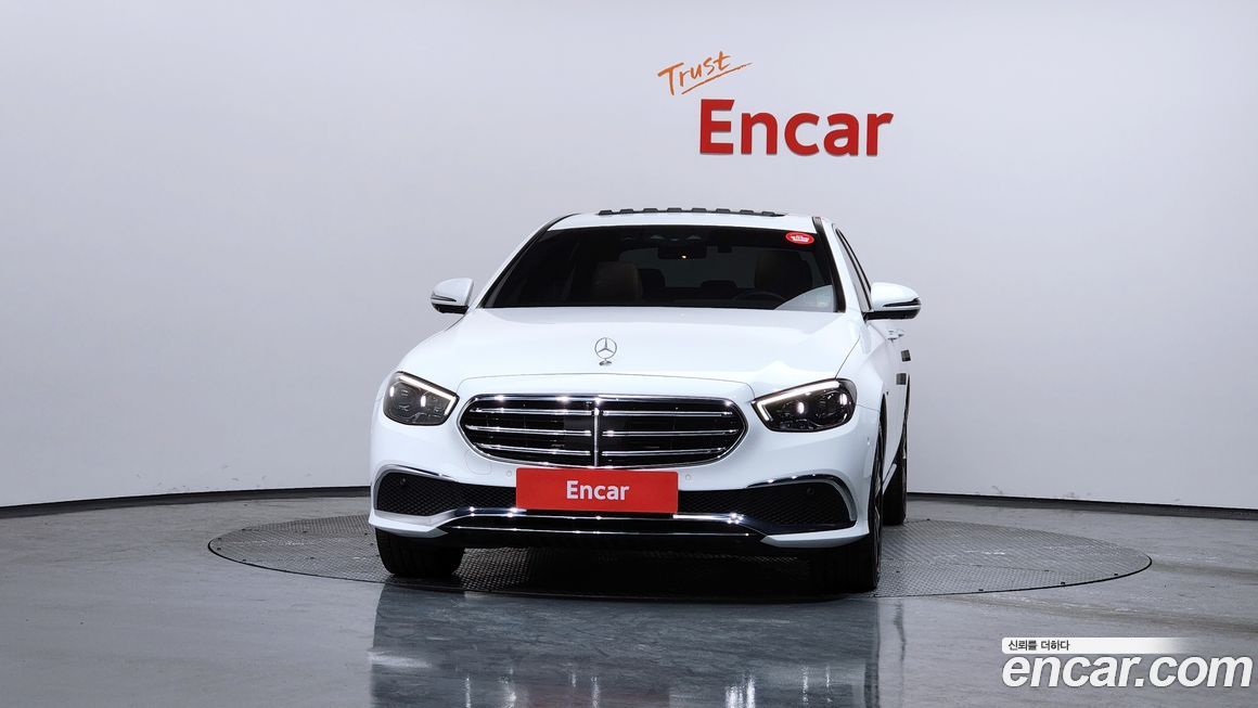 Mercedes-Benz E-Class 2021