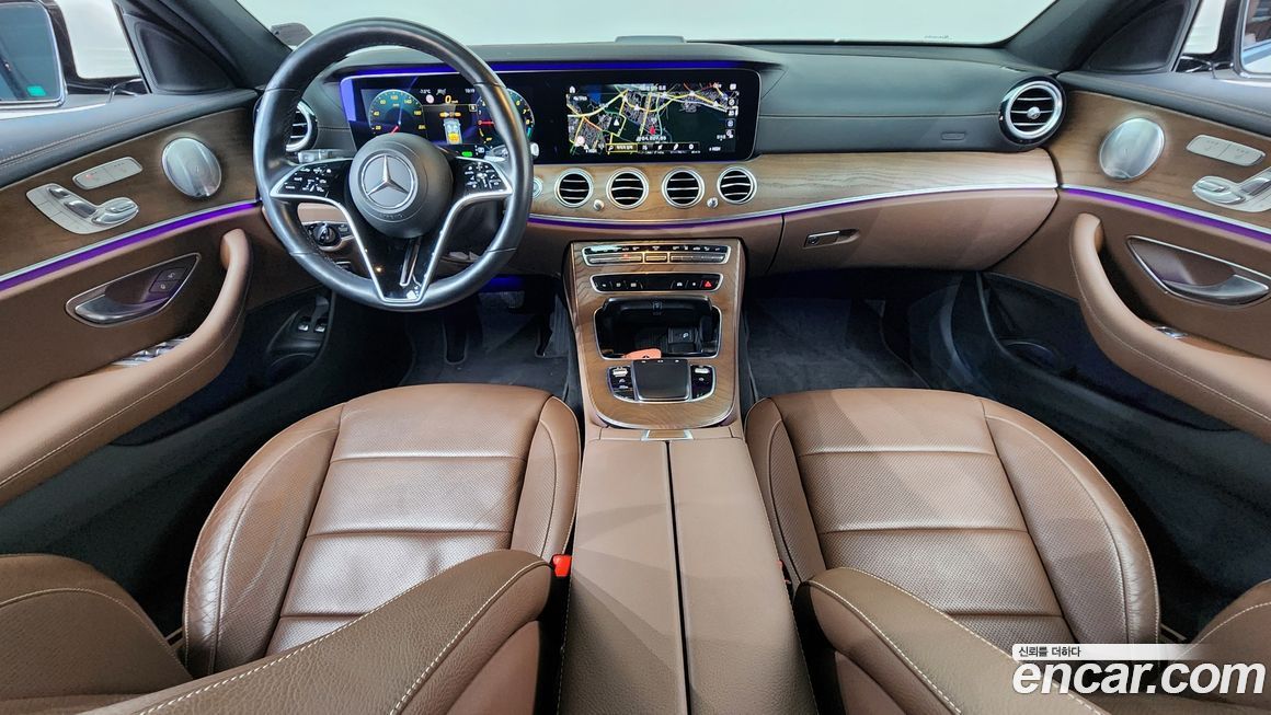 Mercedes-Benz E-Class 2021