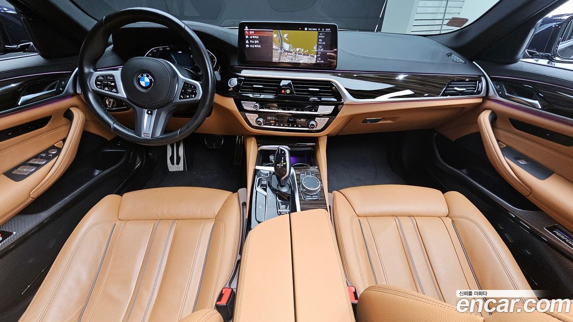 BMW 5-Series 2022