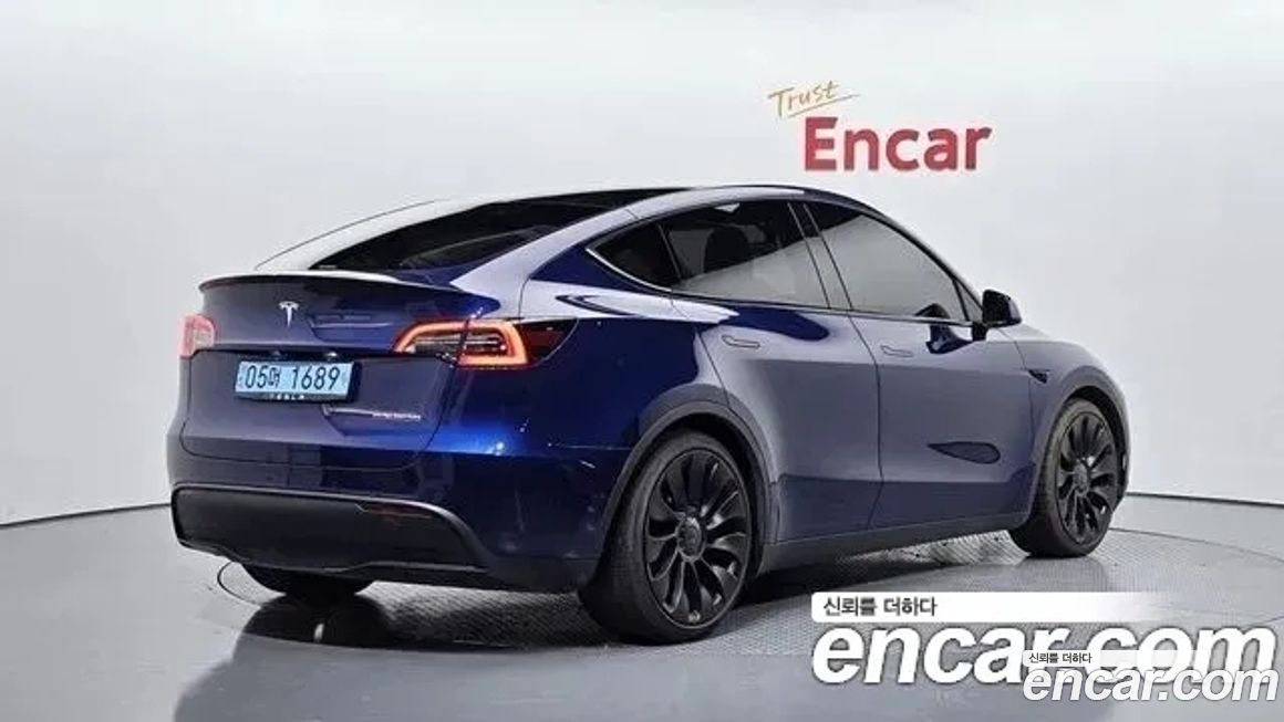 Tesla Model Y 2021