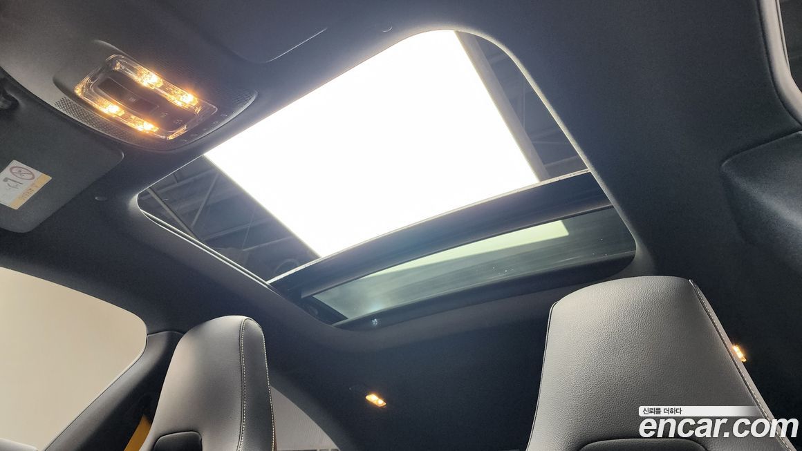 Mercedes-Benz CLA-Class 2021