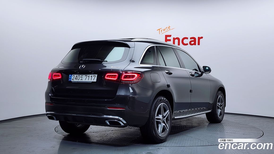 Mercedes-Benz GLC-Class 2022