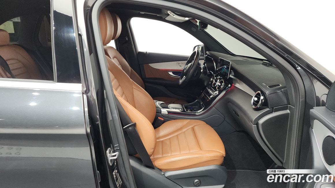 Mercedes-Benz GLC-Class 2022